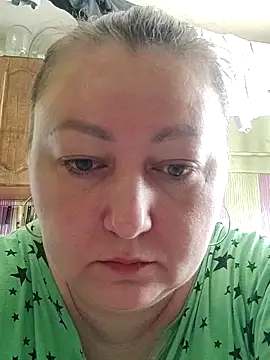 Snapshot of Rini333 chatting on May 3, 9:26 am Rini333 online show from May 3, 9:26 am