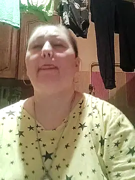 Snapshot of Rini333 chatting on May 27, 8:39 pm Rini333 online show from May 27, 8:39 pm