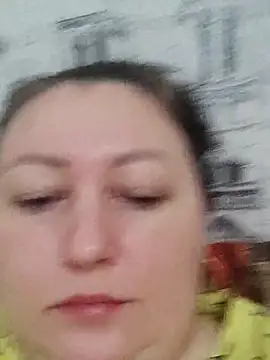Snapshot of Rini333 chatting on May 28, 10:12 am Rini333 online show from May 28, 10:12 am