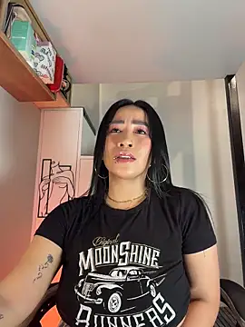 AsianMilfSheryl online show from April 18, 8:18 am