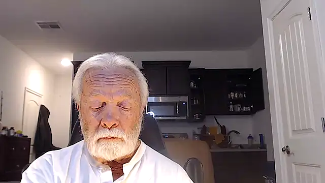 Snapshot of rockpoint69 chatting on December 19, 1:18 pm rockpoint69 online show from December 19, 1:18 pm