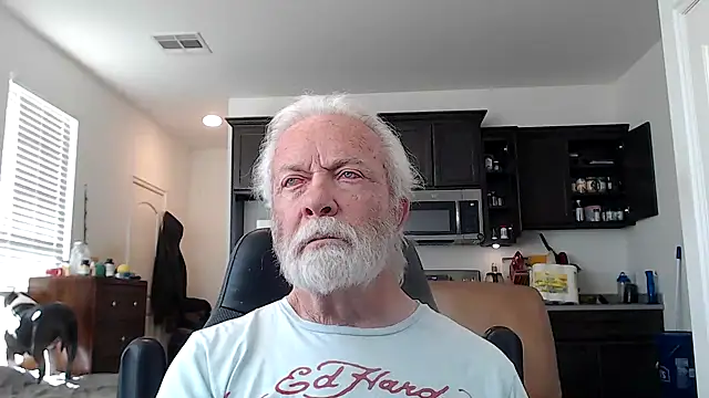 Snapshot of rockpoint69 chatting on December 19, 9:38 pm rockpoint69 online show from December 19, 9:38 pm