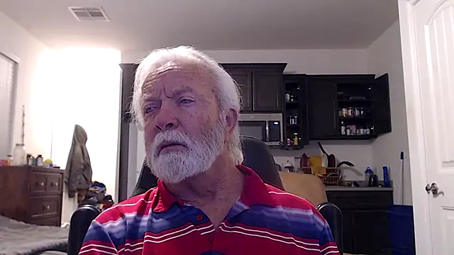 Snapshot of rockpoint69 chatting on December 23, 12:19 pm rockpoint69 online show from December 23, 12:19 pm