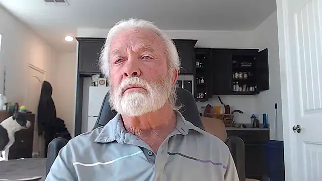 Snapshot of rockpoint69 chatting on January 3, 8:43 pm rockpoint69 online show from January 3, 8:43 pm