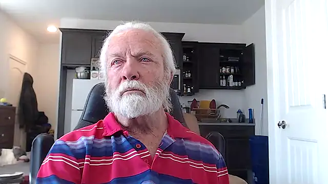 Snapshot of rockpoint69 chatting on January 7, 6:35 pm rockpoint69 online show from January 7, 6:35 pm