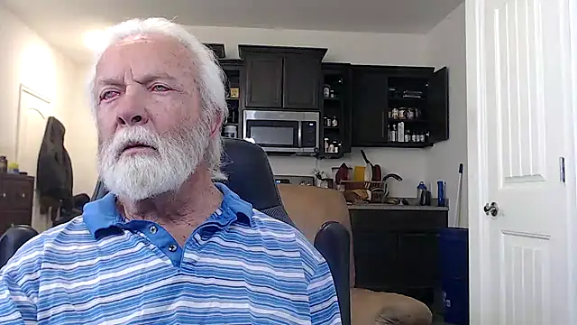 Snapshot of rockpoint69 chatting on January 10, 11:18 pm rockpoint69 online show from January 10, 11:18 pm