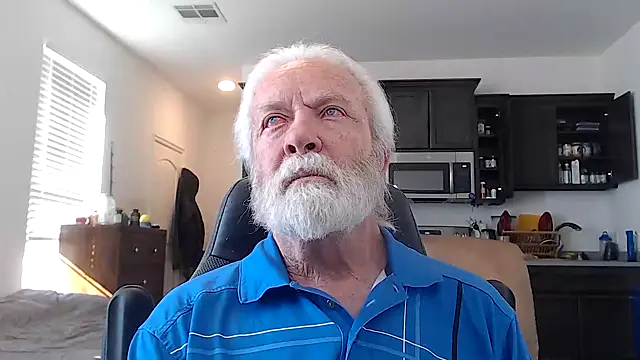 Snapshot of rockpoint69 chatting on January 11, 6:01 pm rockpoint69 online show from January 11, 6:01 pm