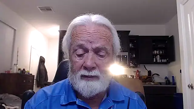 Snapshot of rockpoint69 chatting on January 25, 12:26 pm rockpoint69 online show from January 25, 12:26 pm