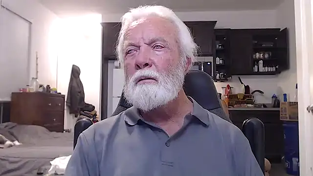 Snapshot of rockpoint69 chatting on January 30, 11:55 am rockpoint69 online show from January 30, 11:55 am