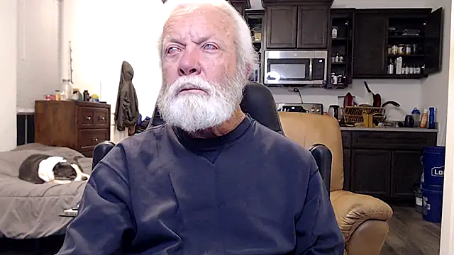 Snapshot of rockpoint69 chatting on February 12, 7:13 am rockpoint69 online show from February 12, 7:13 am