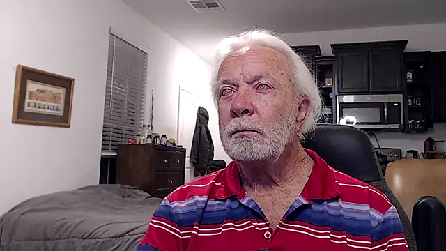 Snapshot of rockpoint69 chatting on March 17, 7:24 am rockpoint69 online show from March 17, 7:24 am