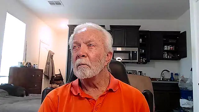 Snapshot of rockpoint69 chatting on October 13, 8:42 pm rockpoint69 online show from October 13, 8:42 pm