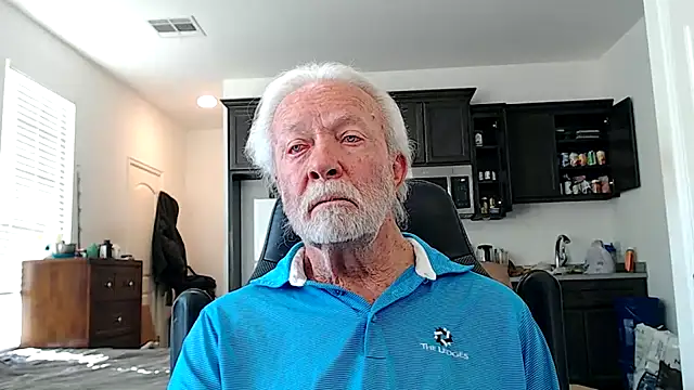 Snapshot of rockpoint69 chatting on December 14, 9:30 pm rockpoint69 online show from December 14, 9:30 pm