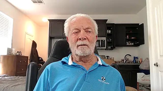 rockpoint69 online show from April 29, 7:42 pm