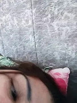 Srishtijain51 online show from February 11, 8:05 am