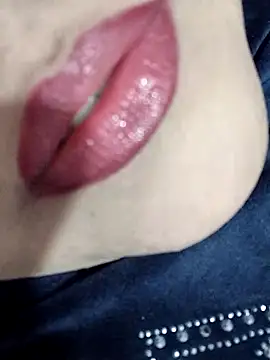 Srishtijain51 online show from February 12, 9:48 am