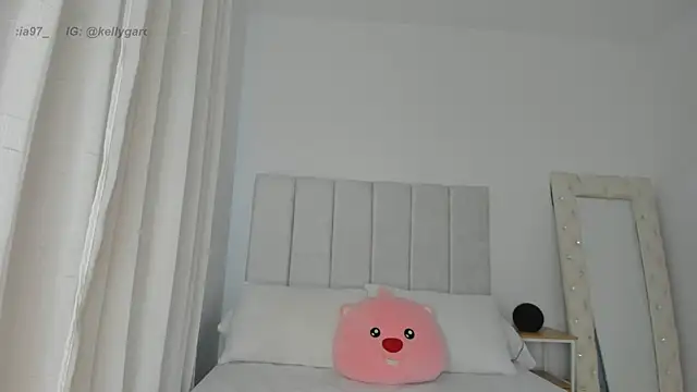 Ally Snow online show from May 12, 12:57 pm