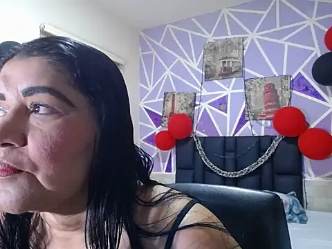 Snapshot of sofia_millerx chatting on February 10, 9:30 pm sofia millerx online show from February 10, 9:30 pm