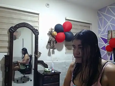 Snapshot of sofia_millerx chatting on February 11, 10:15 pm sofia millerx online show from February 11, 10:15 pm