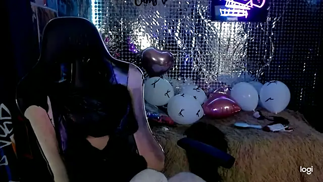 Snapshot of JINX_26 chatting on September 14, 12:32 am JINX 26 online show from September 14, 12:32 am