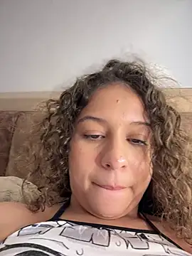 Shara dreams online show from March 6, 1:48 am