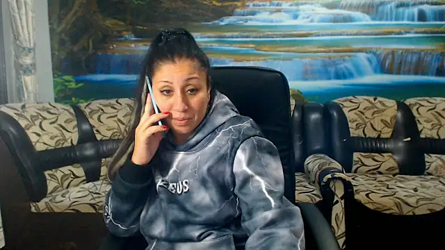 Snapshot of MoistMady chatting on October 10, 5:45 pm MoistMady online show from October 10, 5:45 pm