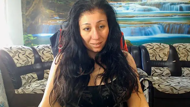 Snapshot of MoistMady chatting on March 7, 1:30 pm MoistMady online show from March 7, 1:30 pm