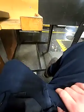 Snapshot of WhiteMeat069 chatting on February 9, 5:29 am WhiteMeat069 online show from February 9, 5:29 am