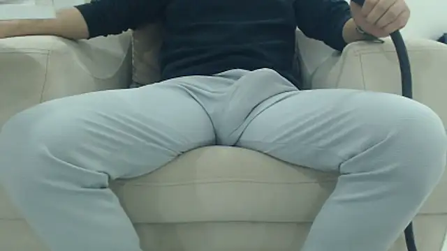 masterxmonster online show from April 7, 7:14 pm