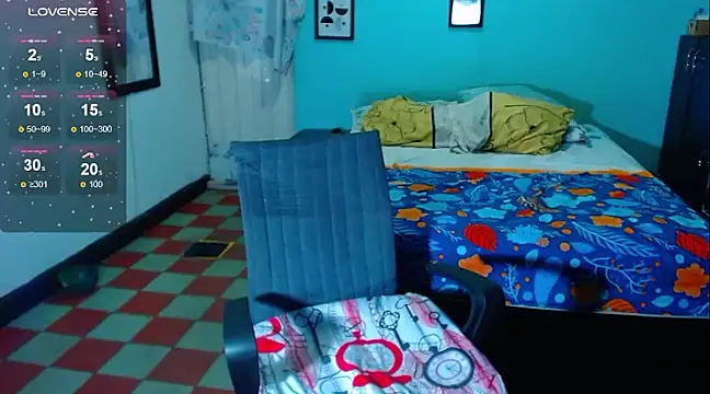 Mia sexy18  online show from March 1, 2:59 am