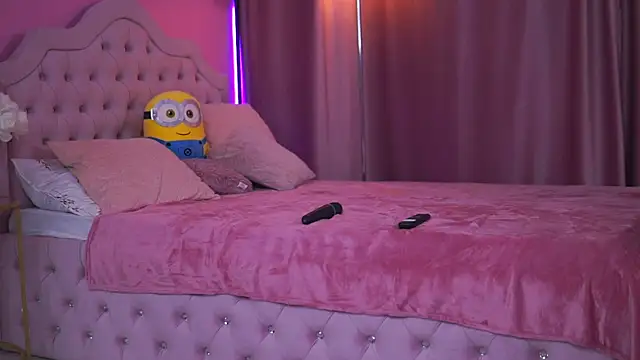 AshleySinn online show from February 3, 6:28 pm