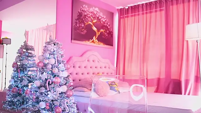 AshleySinn online show from December 18, 10:10 am