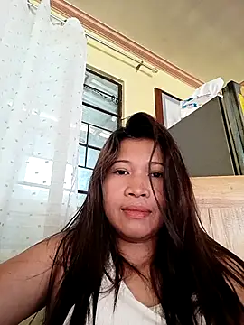 wildlavender69 online show from April 18, 4:16 am