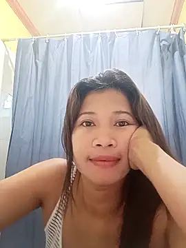 wildlavender69 online show from April 20, 9:23 am