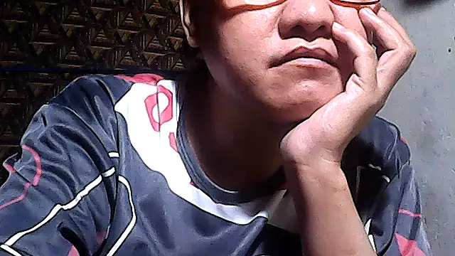 sweetsosie18 online show from March 20, 3:00 am