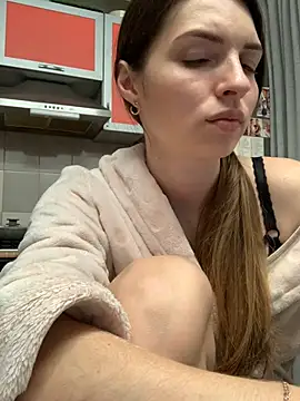 Snapshot of SeducingYoghourt chatting on January 28, 4:19 pm SeducingYoghourt online show from January 28, 4:19 pm