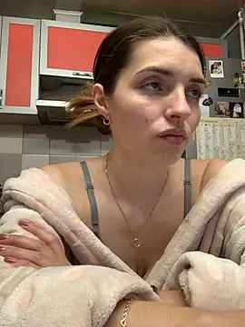 Snapshot of SeducingYoghourt chatting on February 7, 3:19 pm SeducingYoghourt online show from February 7, 3:19 pm