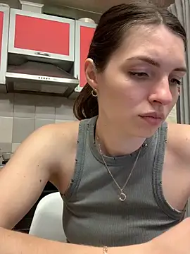 Snapshot of SeducingYoghourt chatting on March 15, 4:32 pm SeducingYoghourt online show from March 15, 4:32 pm