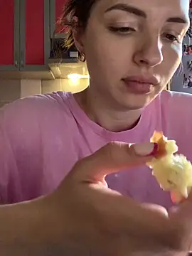 SeducingYoghourt online show from March 14, 3:06 pm