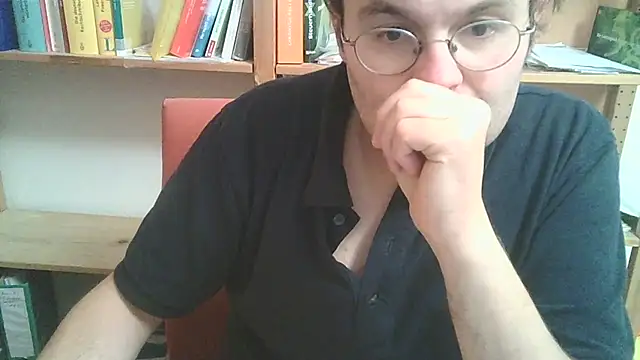 Snapshot of makau1 chatting on November 8, 10:52 pm makau1 online show from November 8, 10:52 pm