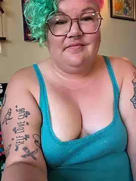 Snapshot of PotOfGreer chatting on September 16, 7:26 pm PotOfGreer online show from September 16, 7:26 pm