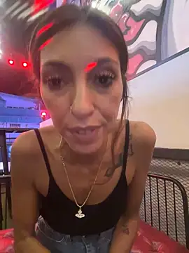 amanilouve online show from March 13, 7:39 pm