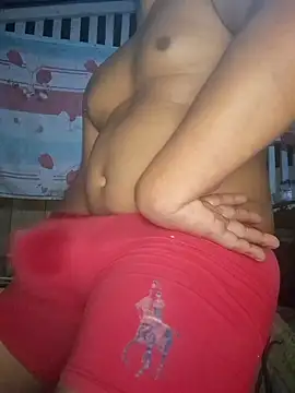 Snapshot of Efrain2090 chatting on March 5, 2:56 pm Efrain2090 online show from March 5, 2:56 pm