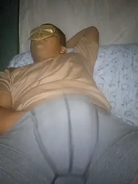 Snapshot of Efrain2090 chatting on September 22, 9:00 am Efrain2090 online show from September 22, 9:00 am