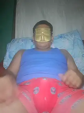 Snapshot of Efrain2090 chatting on October 8, 10:13 am Efrain2090 online show from October 8, 10:13 am