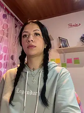 MadisonCambel online show from December 12, 5:04 pm