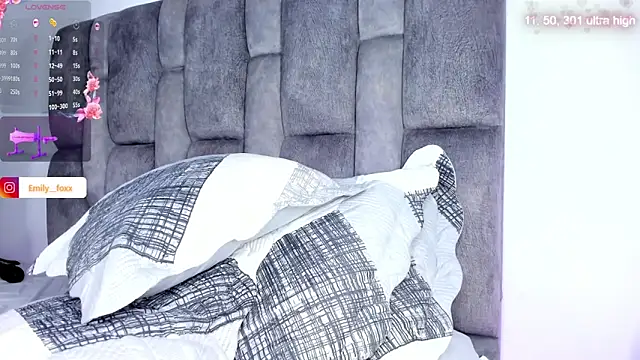 emily fox1 online show from April 18, 11:03 am