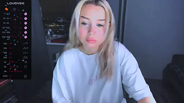 MonaLauu online show from January 15, 3:44 am