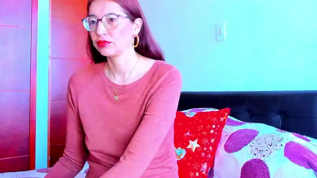 Snapshot of Antonnella_3 chatting on January 11, 1:27 pm Antonnella 3 online show from January 11, 1:27 pm