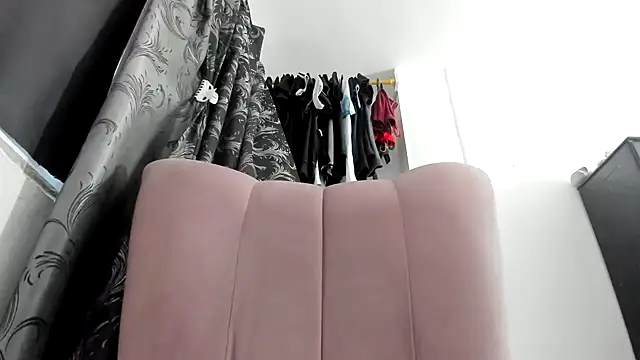 natalia hottman online show from April 13, 3:28 pm